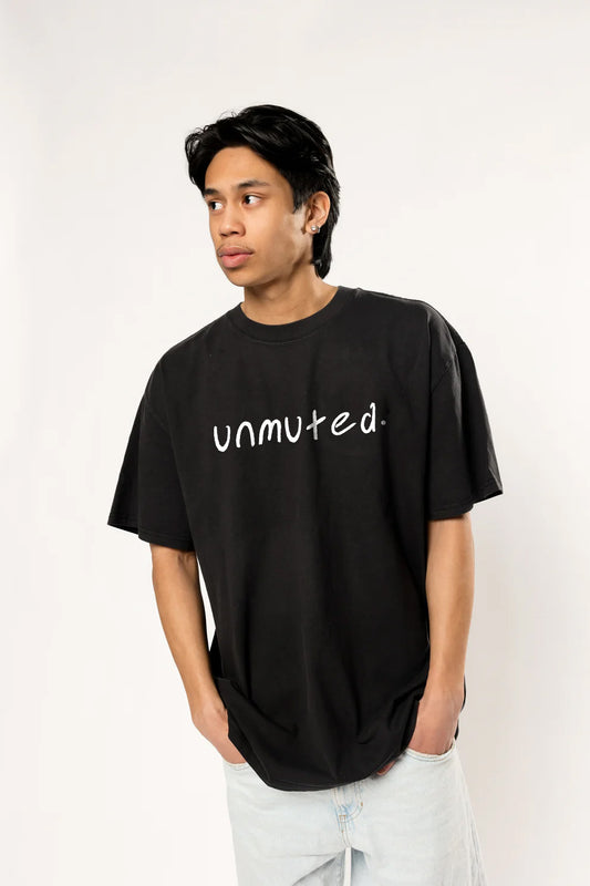 unmuted black tee