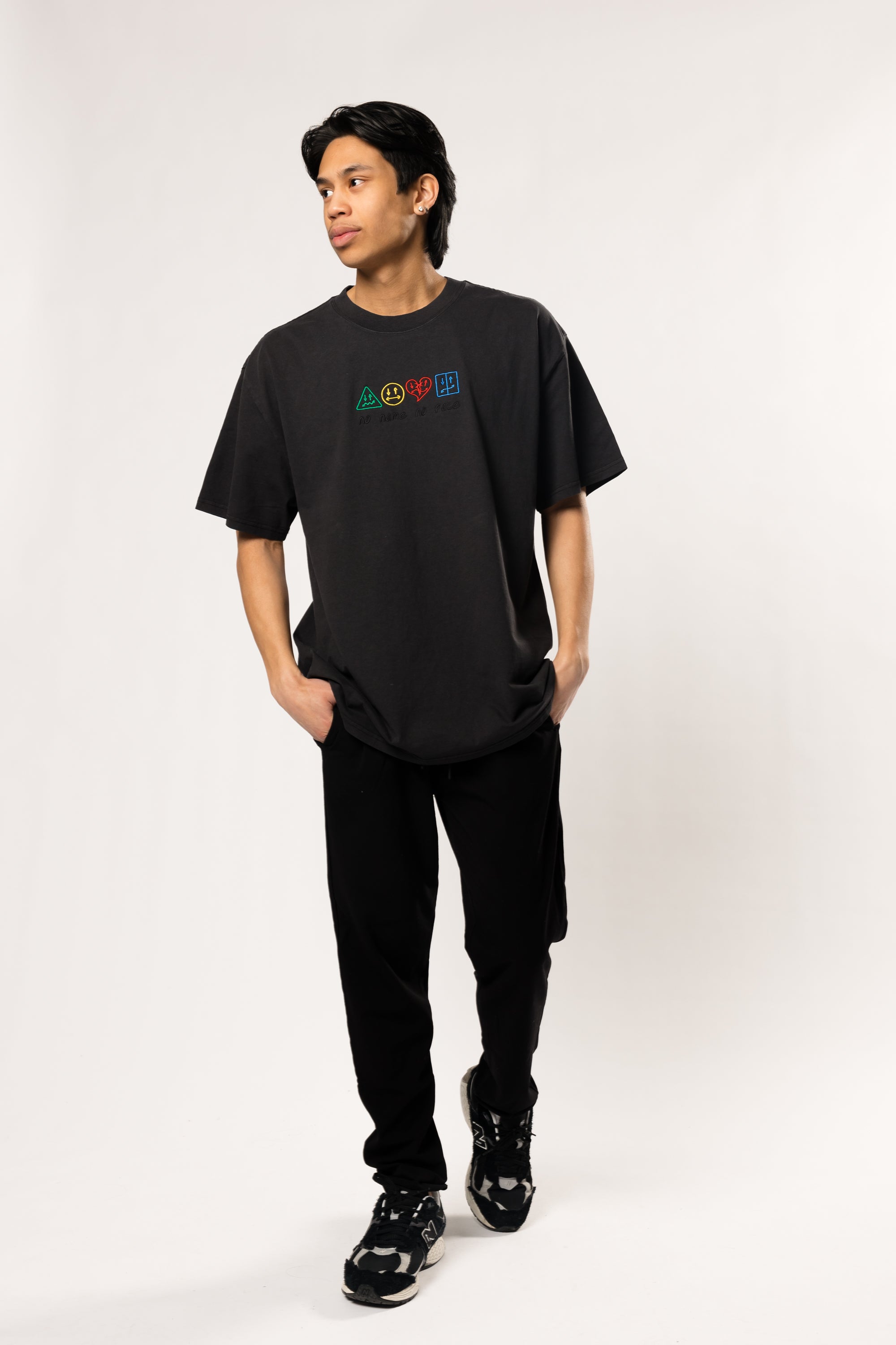 piece by piece black tee – Nnnface